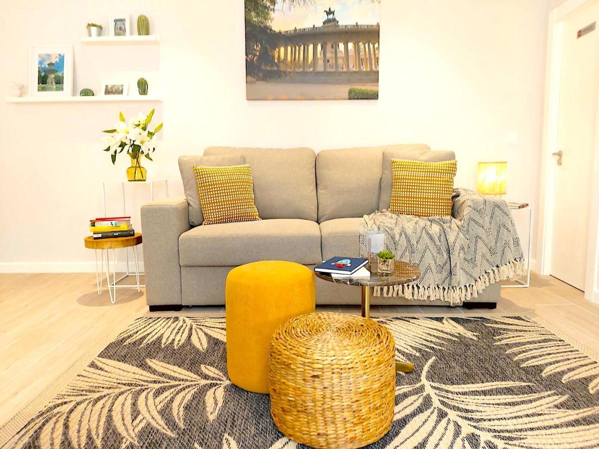 Apartamento Nuevo Y Reformado Al Lado De La Gran Vía Madrileña Madrid