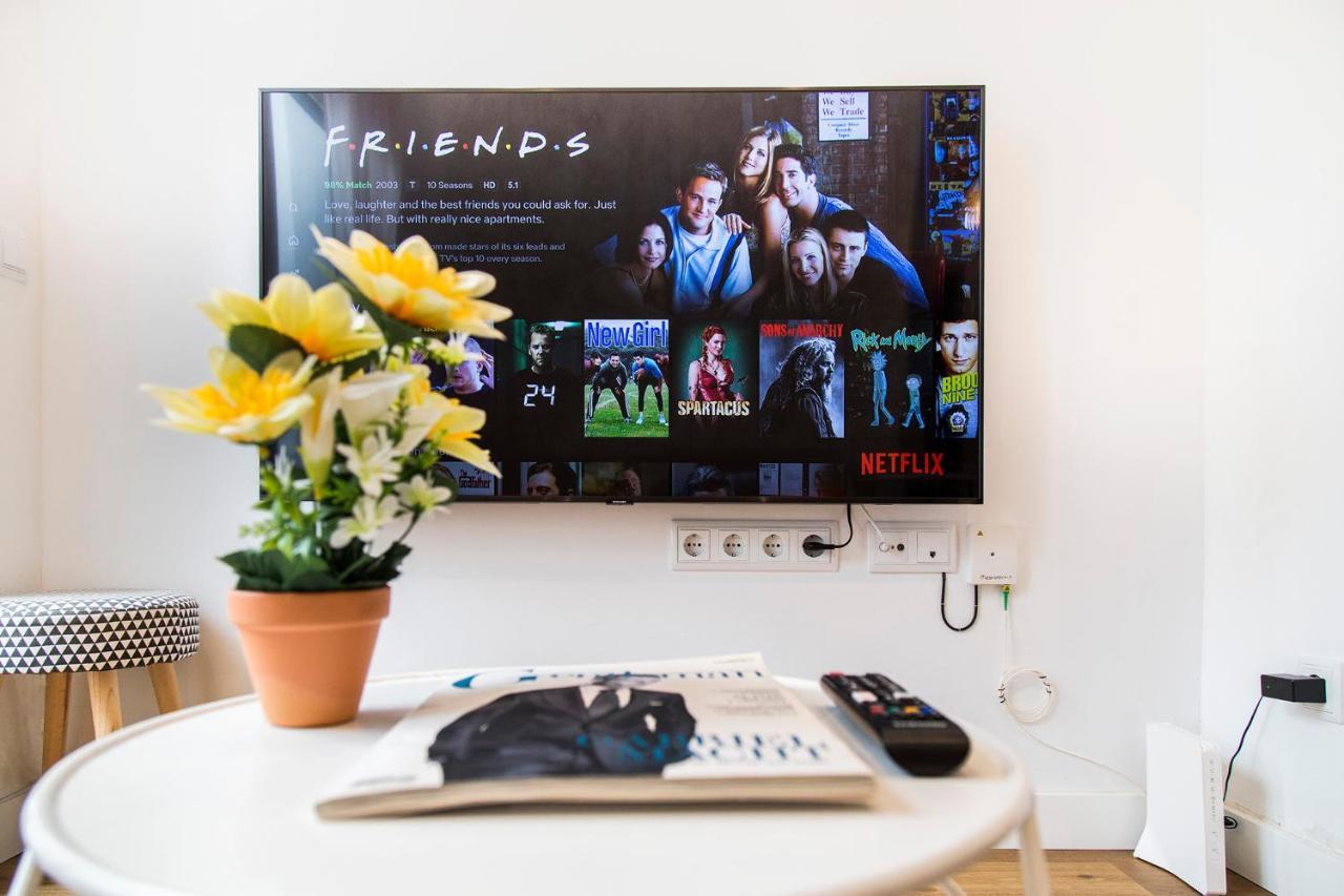Apartamento Modern Apartment, Self Check-in, Wi-fi, Smart Tv 55