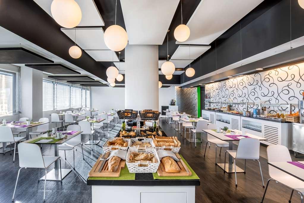 Occidental Castellana Norte Hotel 4*