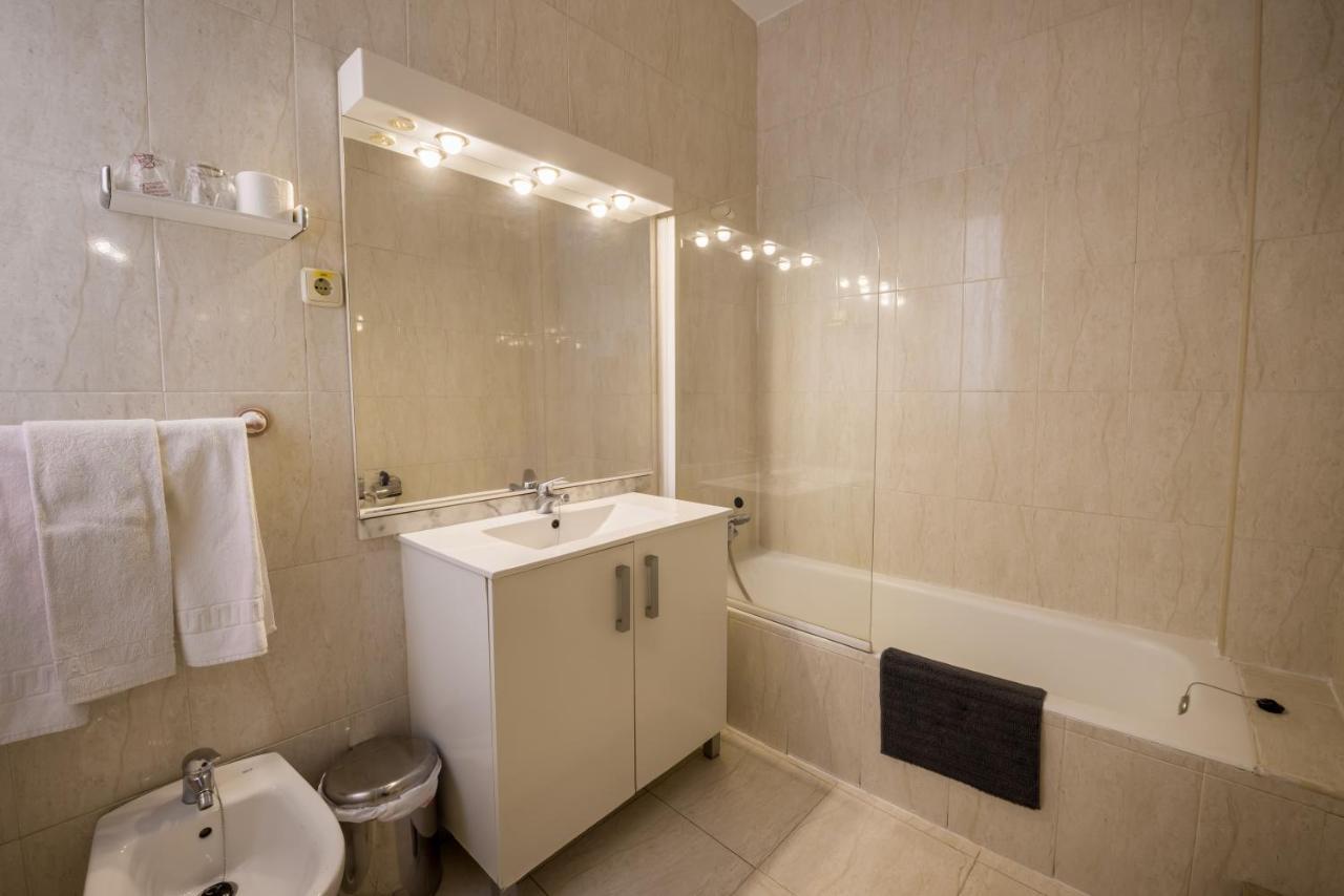 Valencia 3*