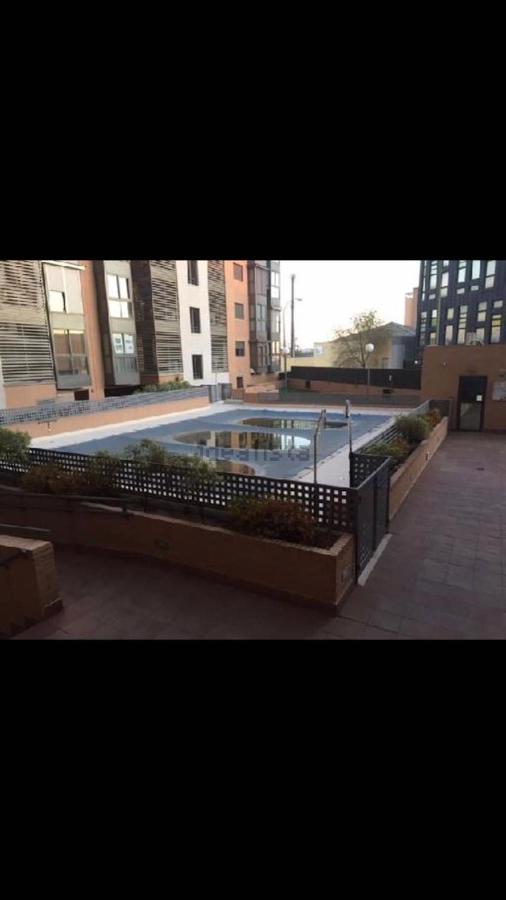 Apartamento Cerca Del Metro Con Plaza De Garage Madrid