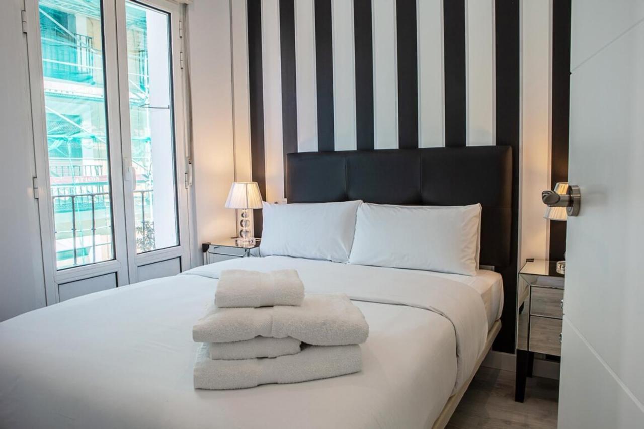 Modern 3 Bedroom In La Latina 10 Minutes To Metro Madrid