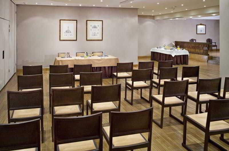 Agumar Hotel 4*