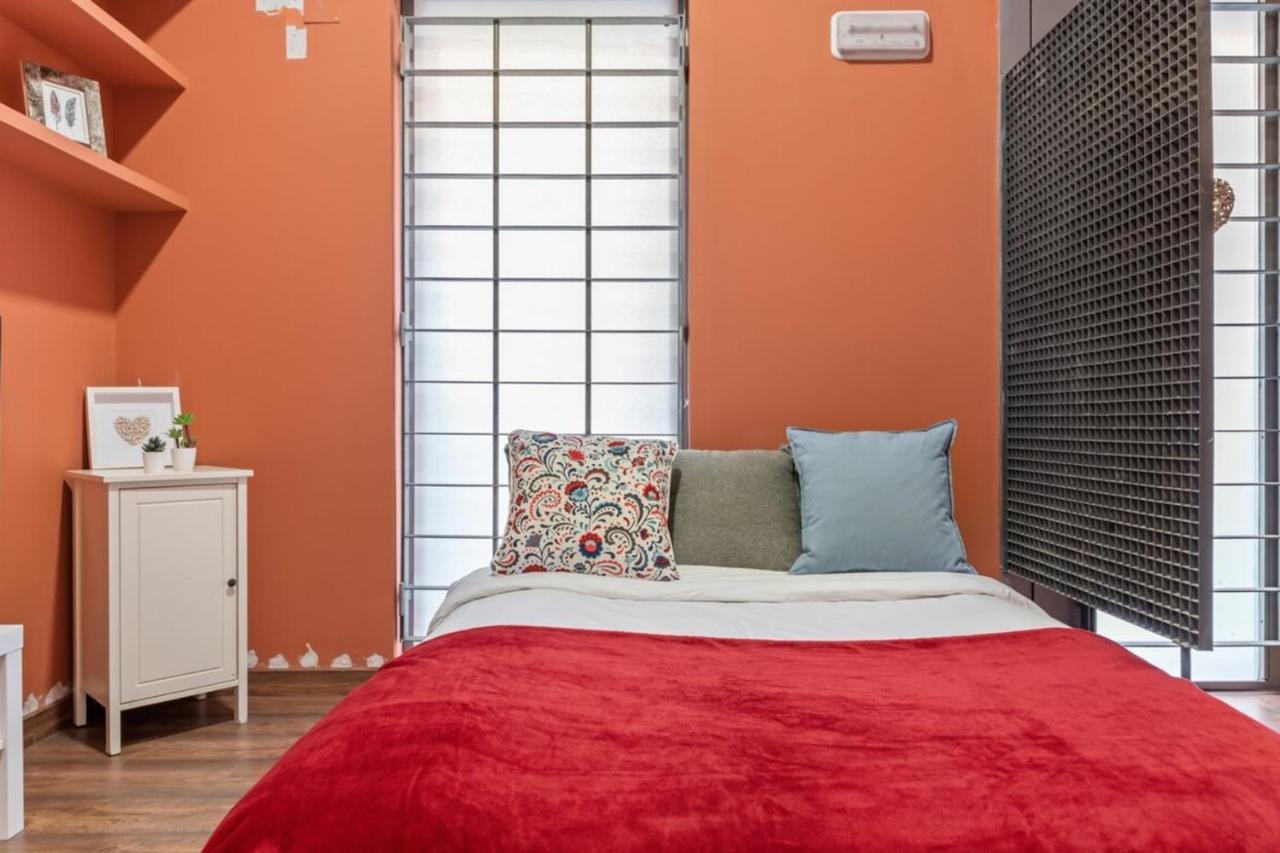Contemporary Flat With 1-bedroom In Apartamento Madrid
