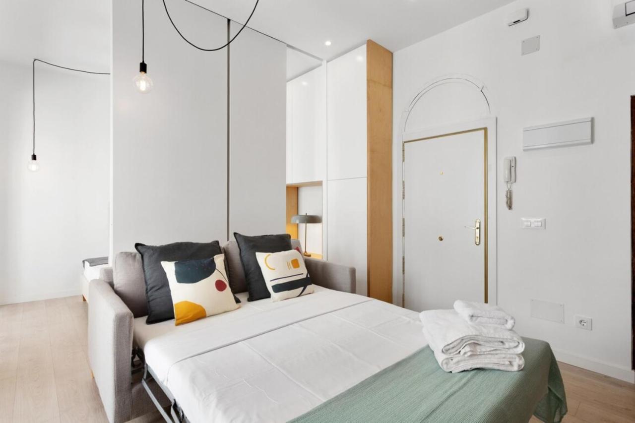 Modern 1 Bedroom Near Lavapies Madrid