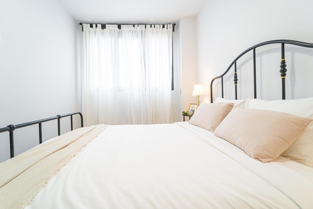 Apartamento Edsam Black&grey Madrid