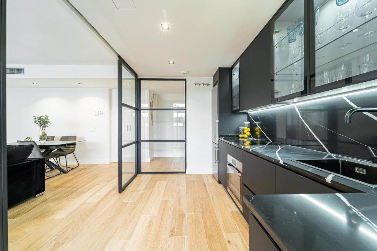 Edsam Black&grey Apartamento