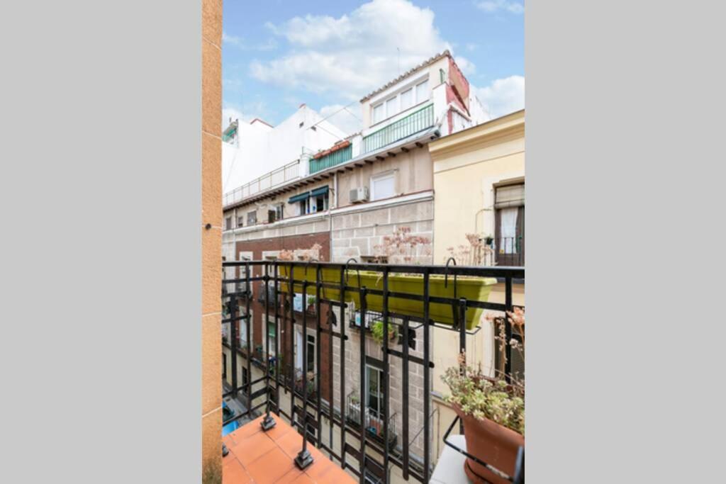 Homeabout La Latina Apartment