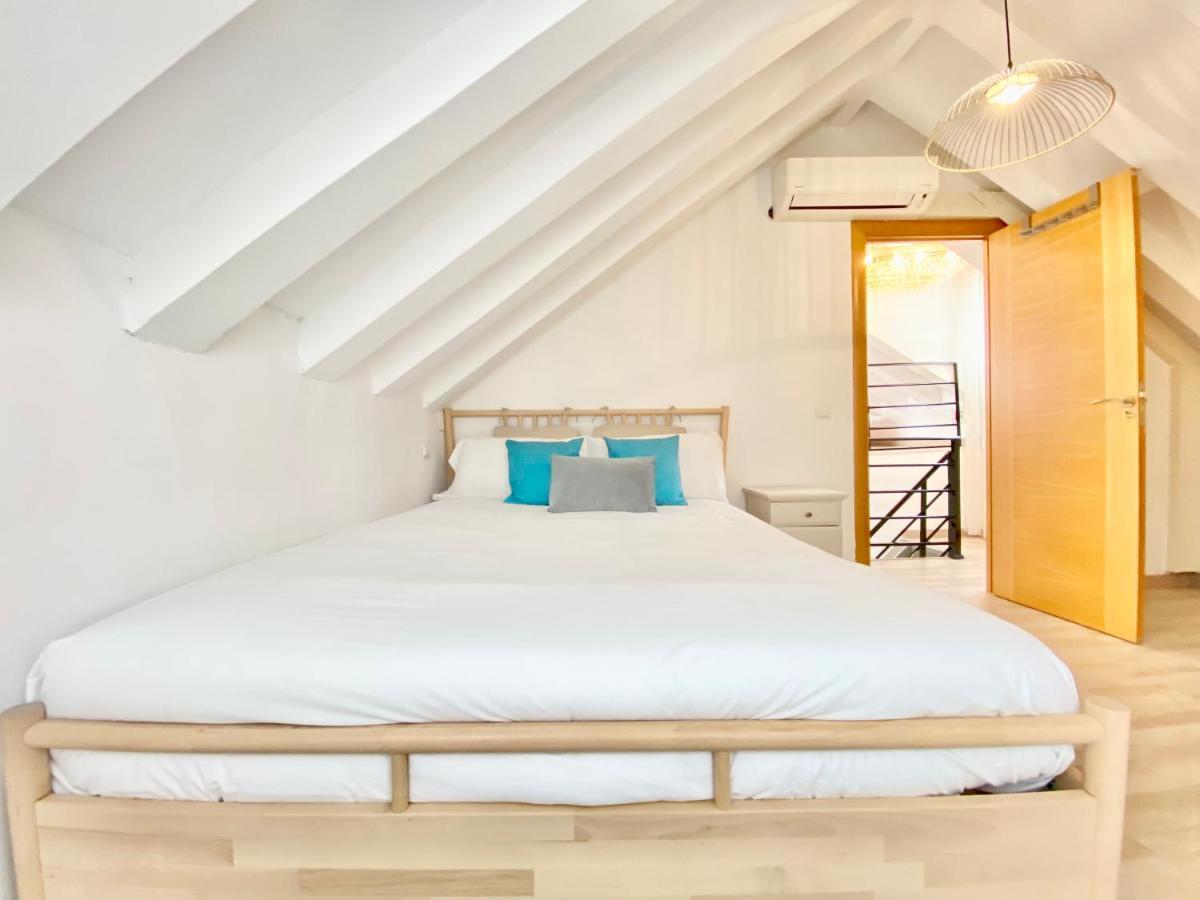 Charming Puerta Del Sol Iii Apartment *