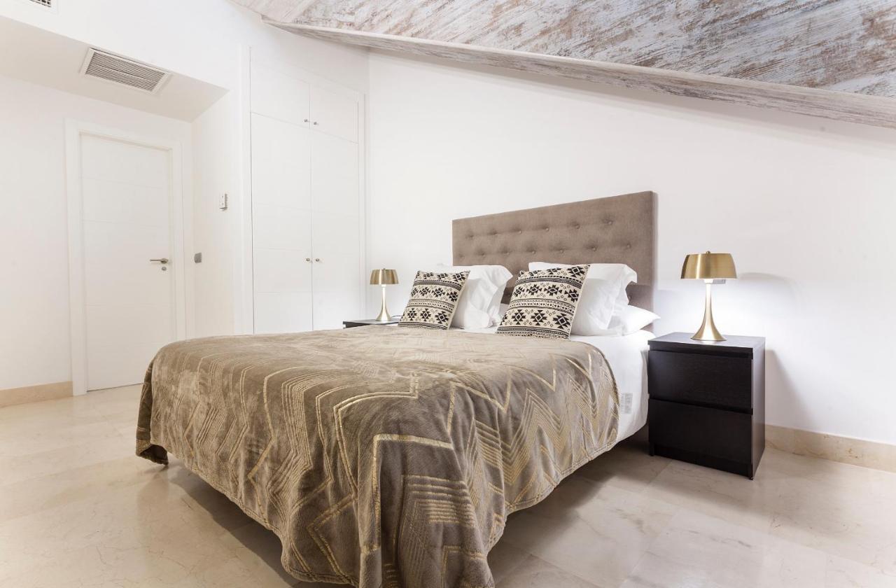 Mit House Echegaray En Madrid