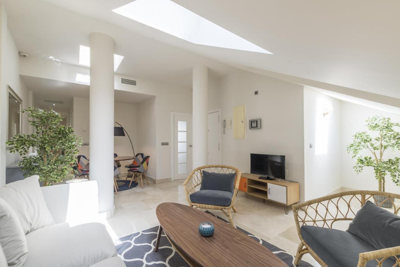 Mit House Echegaray En Apartamento *