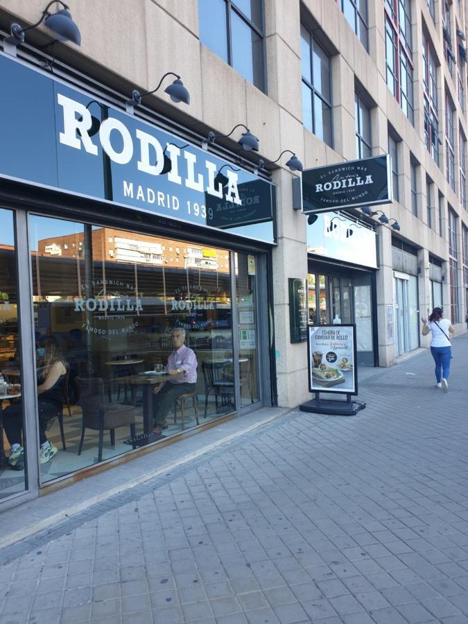 Bonito Apto Cinco Torres Plaza Castilla Apartamento
