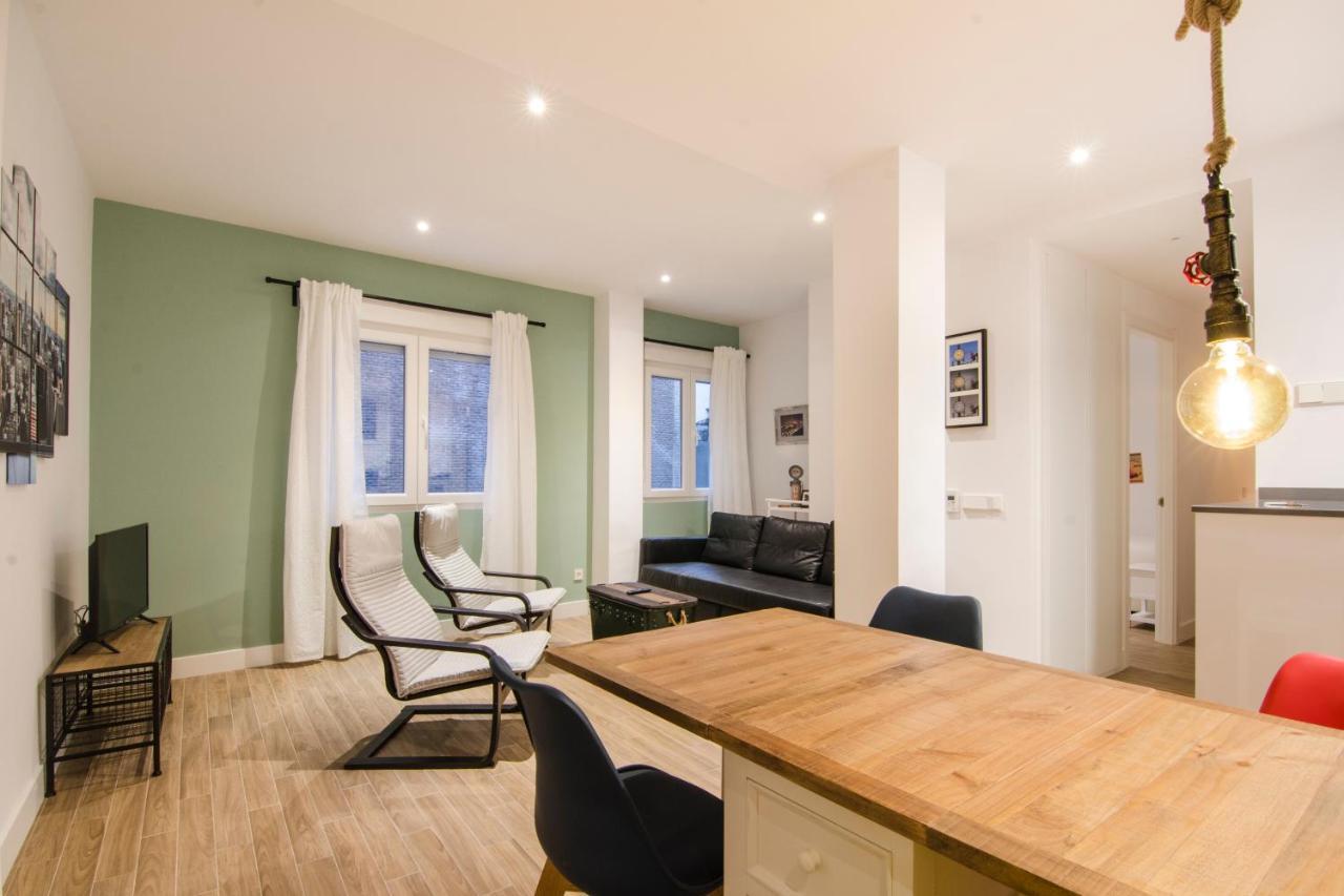 FANTÁSTICO (3H + 2B) Palacio Real Apartamento