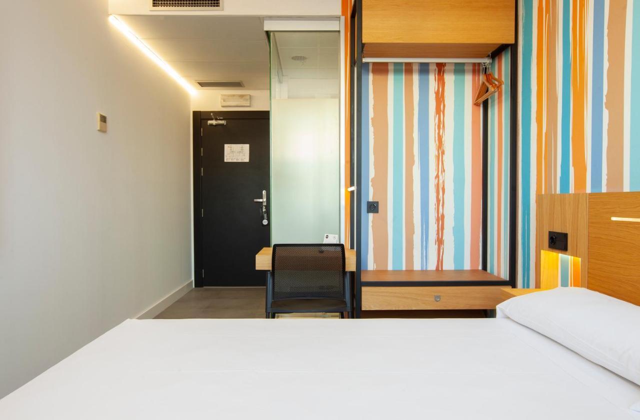 Vértice Roomspace Pensión