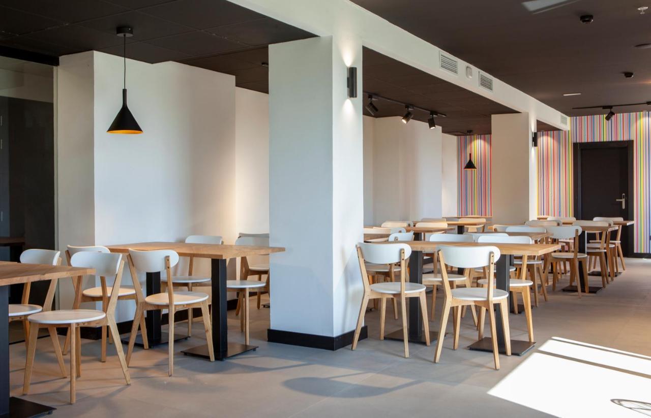 Pensión Vértice Roomspace Madrid