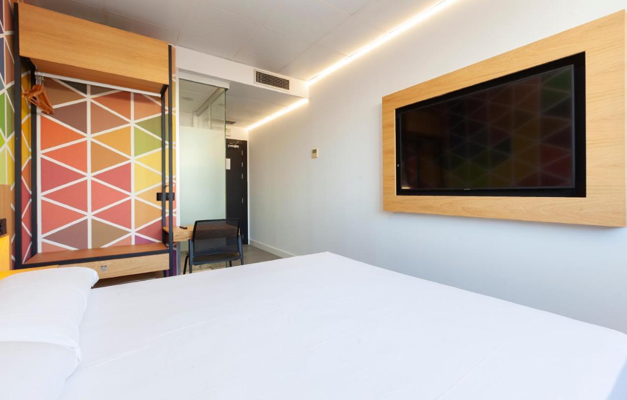 Pensión Vértice Roomspace Madrid