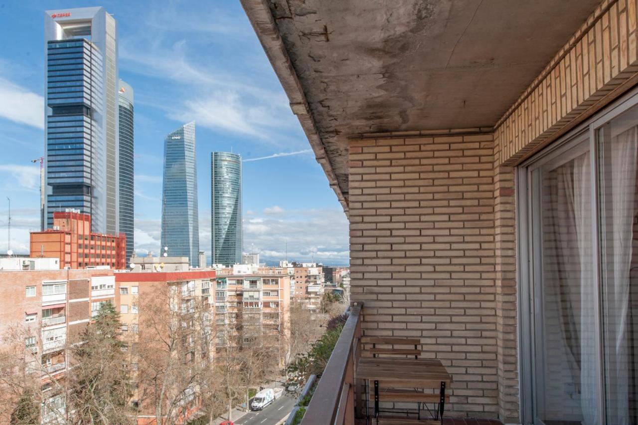 Plaza De Castilla Iii Madrid
