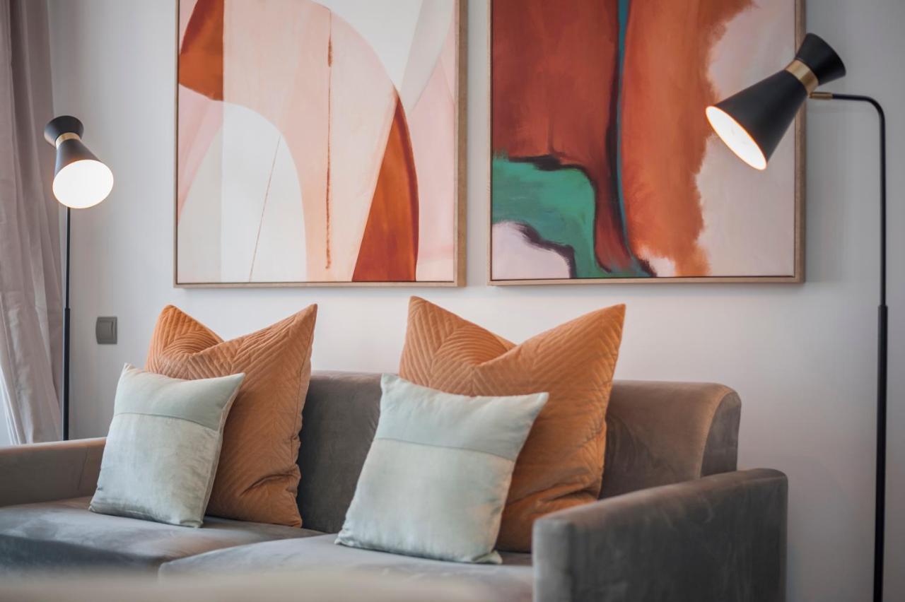 Apartamento Plaza De Castilla Iii
