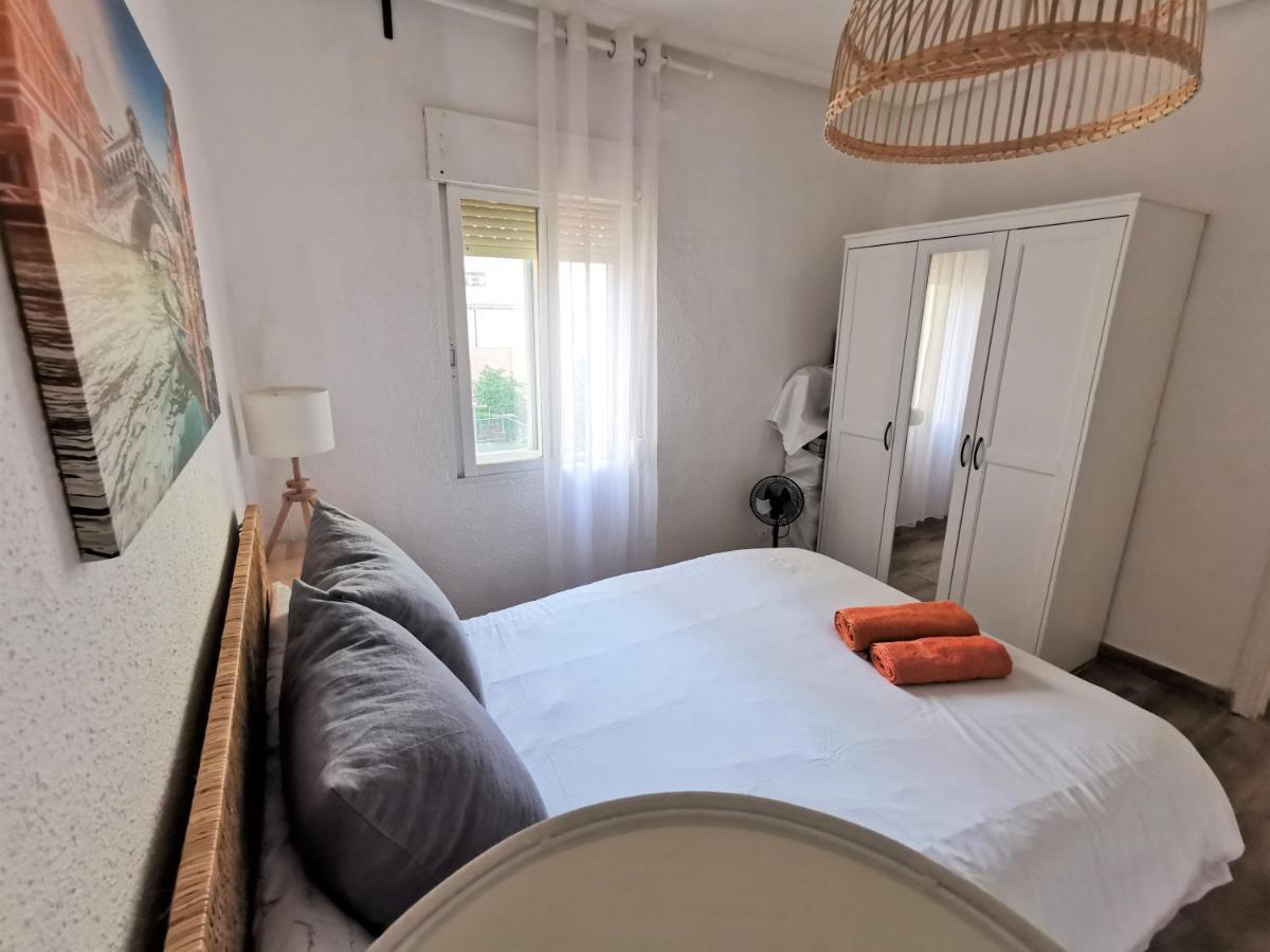 Apartamento Dependencias De Mª De Guzmán Madrid