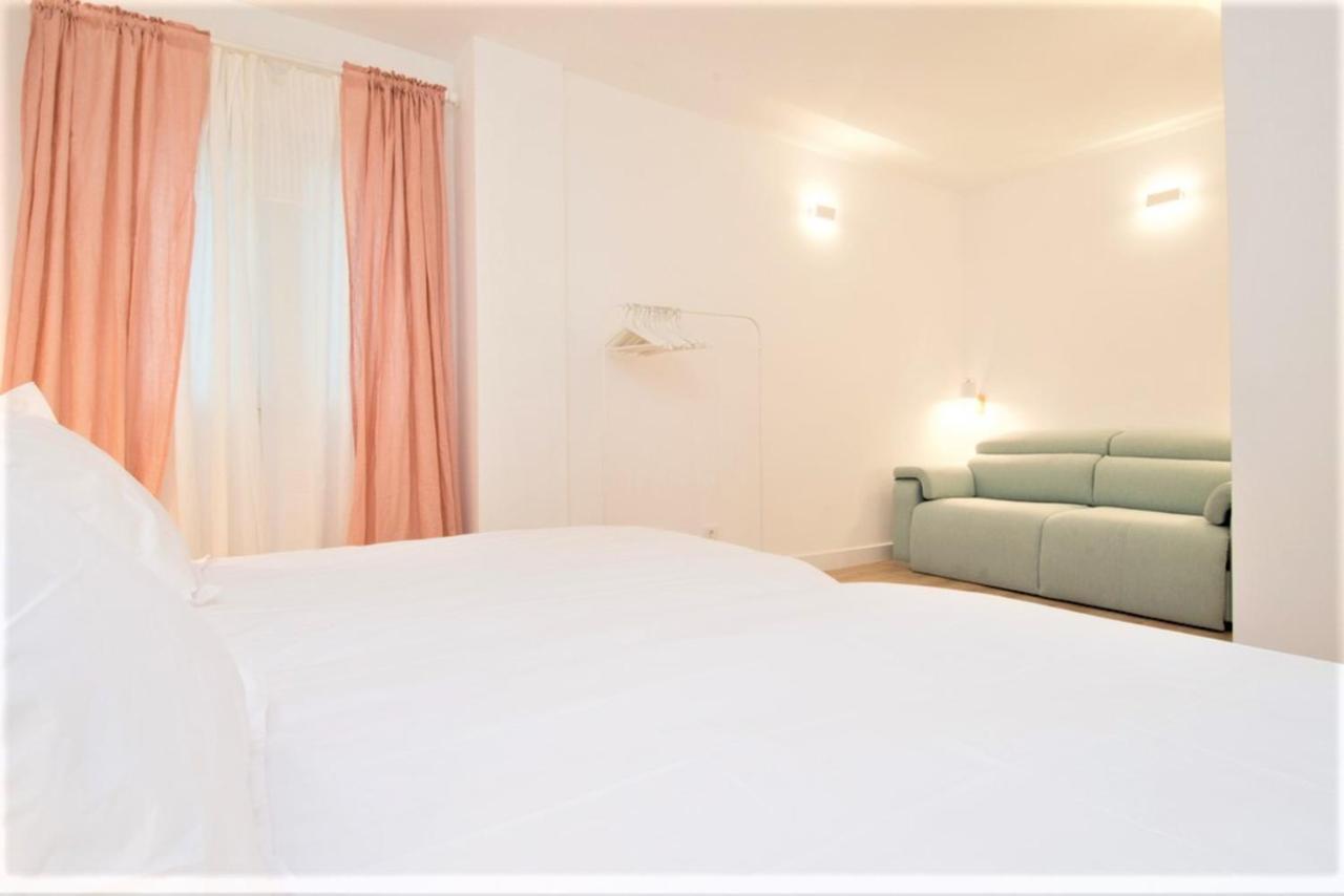 Hellenhost - Gran Via Apartment Madrid