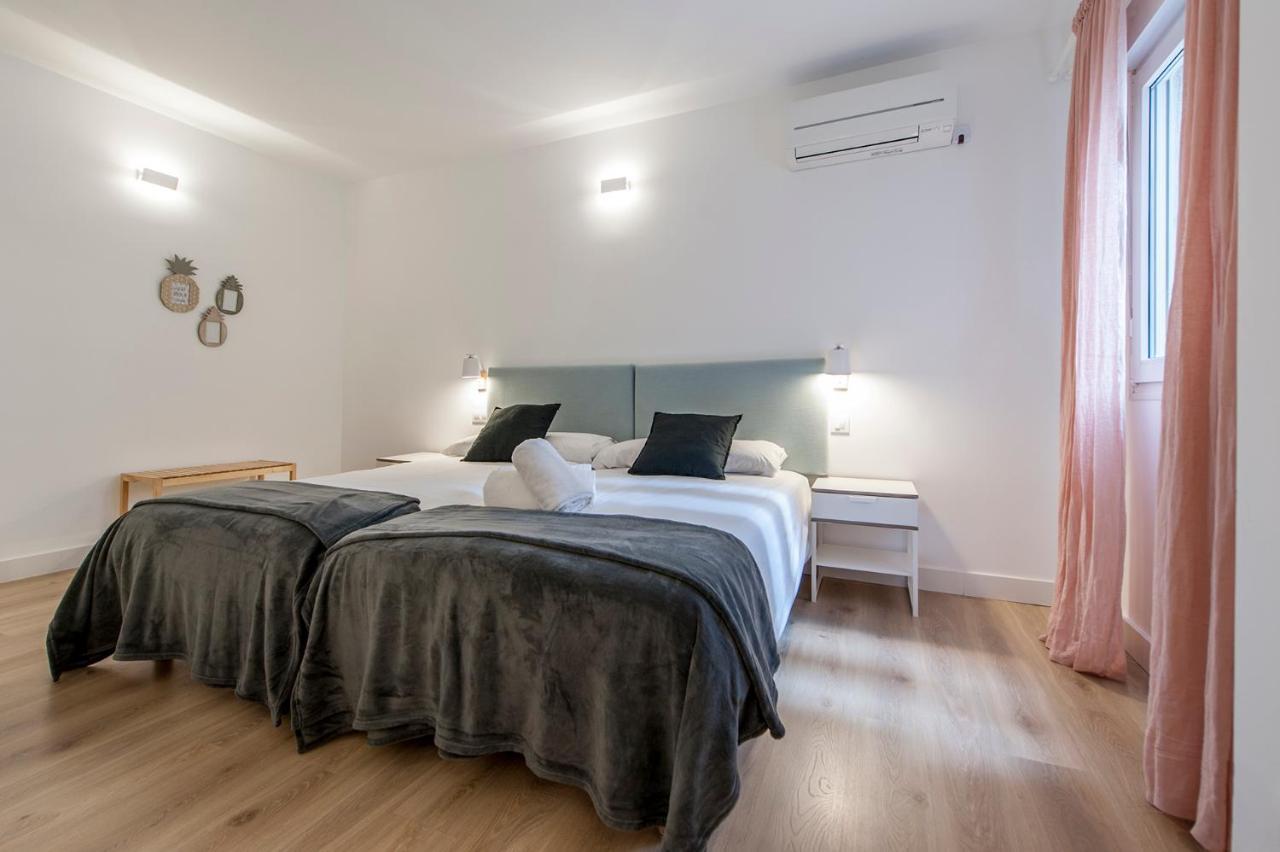 Hellenhost - Gran Via Apartment *