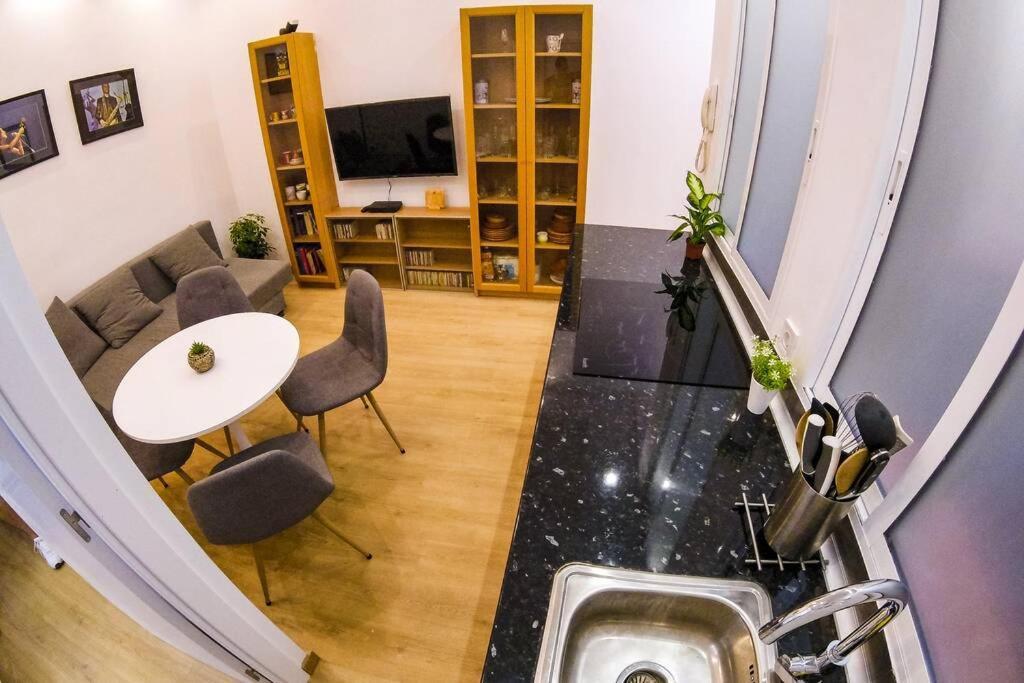 Piso Vip Anton Martin. Centro. Apartamento
