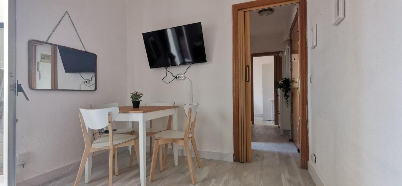 Apartamento Dependencias De Mª De Guzmán Madrid
