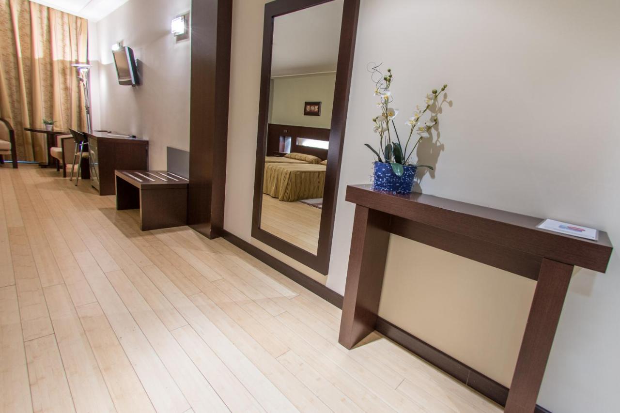 5 Pinos Hotel