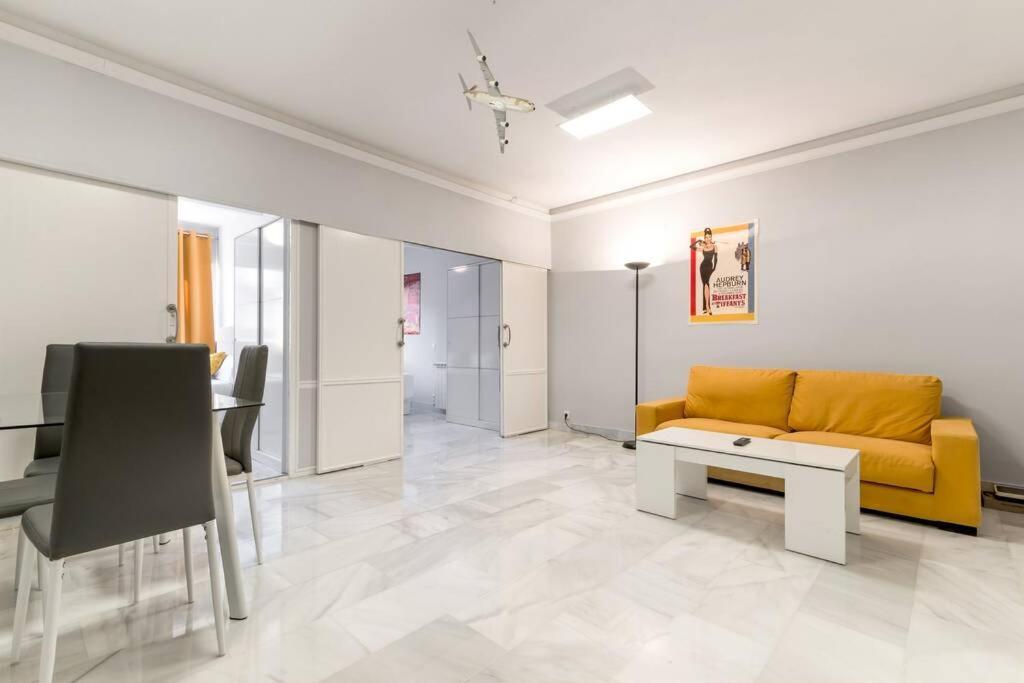 Cozy And Comfortable In Plaza Castilla Apartamento *