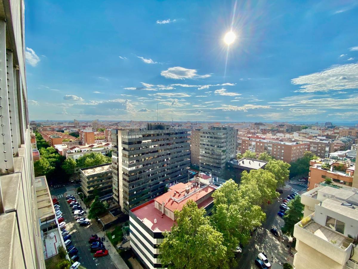 Apartamento Charming Eurobuilding Skyline *