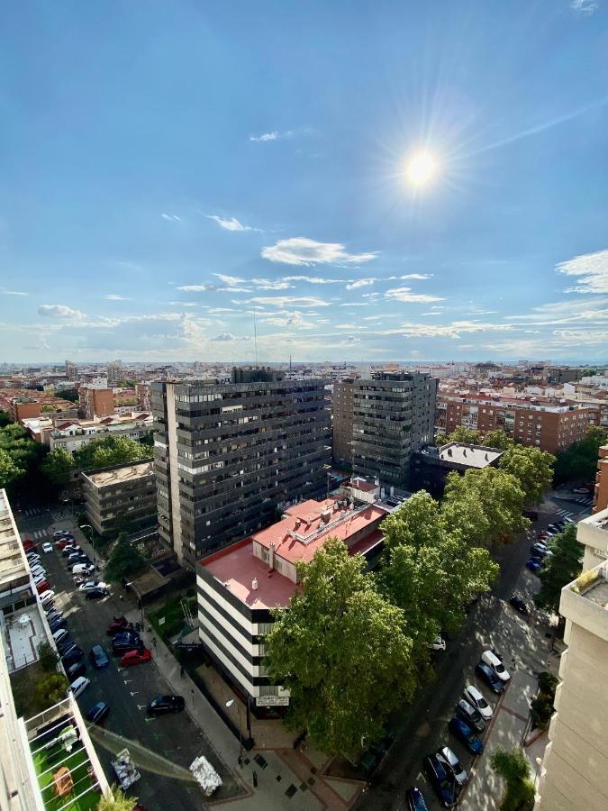 Apartamento Charming Eurobuilding Skyline *
