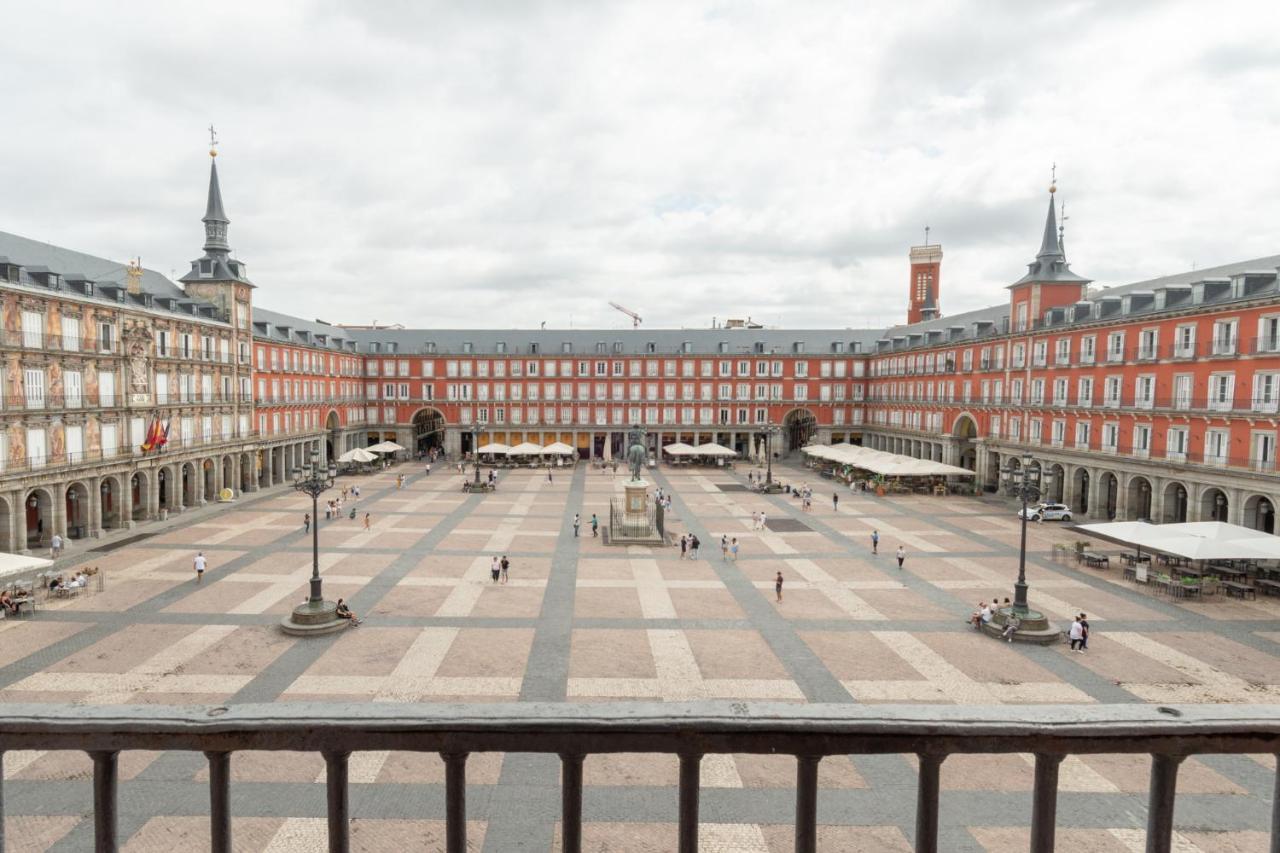 Plaza Mayor By Monaro *