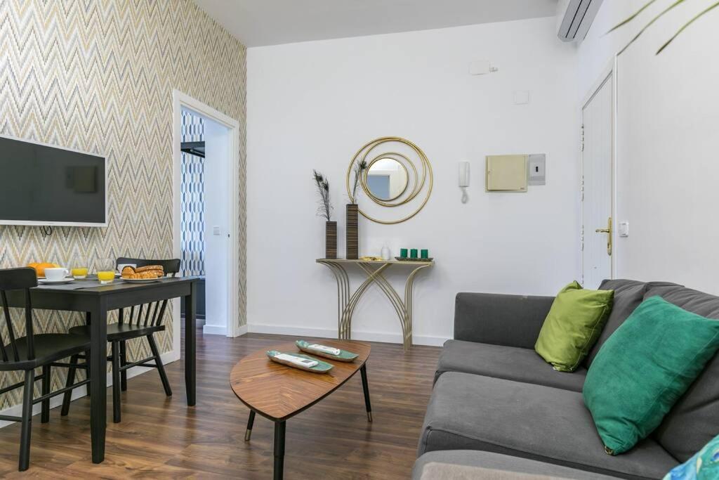 Plaza De Pedro Zerolo I Apartment Madrid