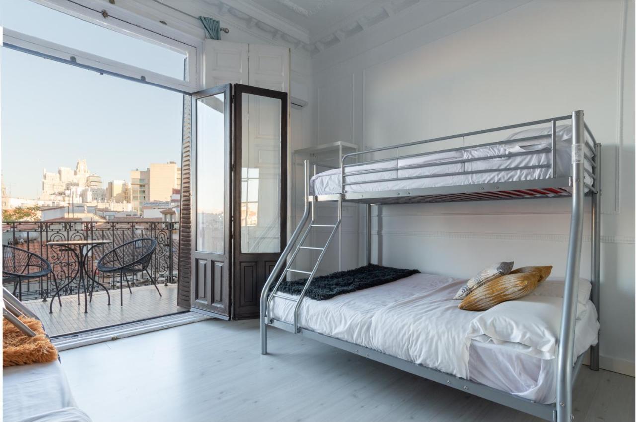 Penthouse Deluxe Granvia, By Monaro *