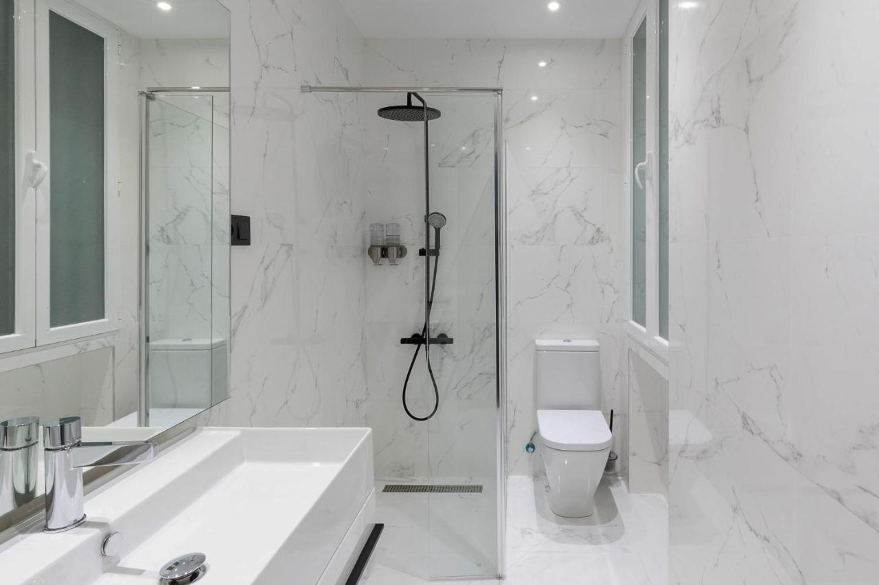 Jorge Juan Luxury, By Presidence