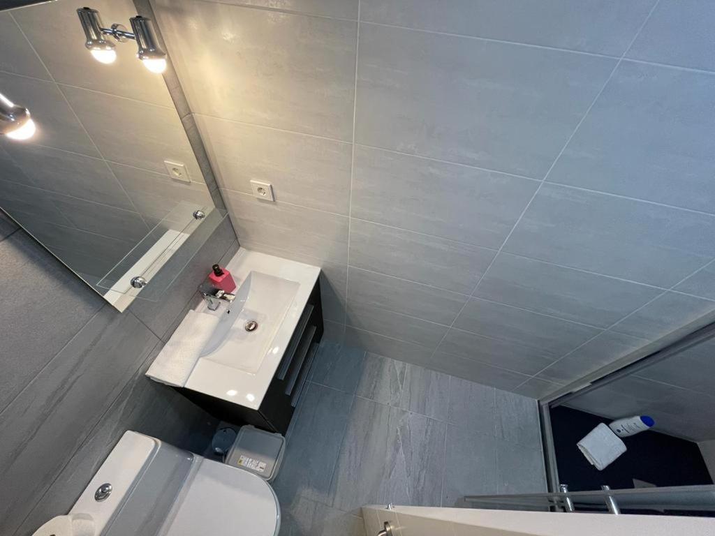 Apartamento Miniestudios Plaza De España *