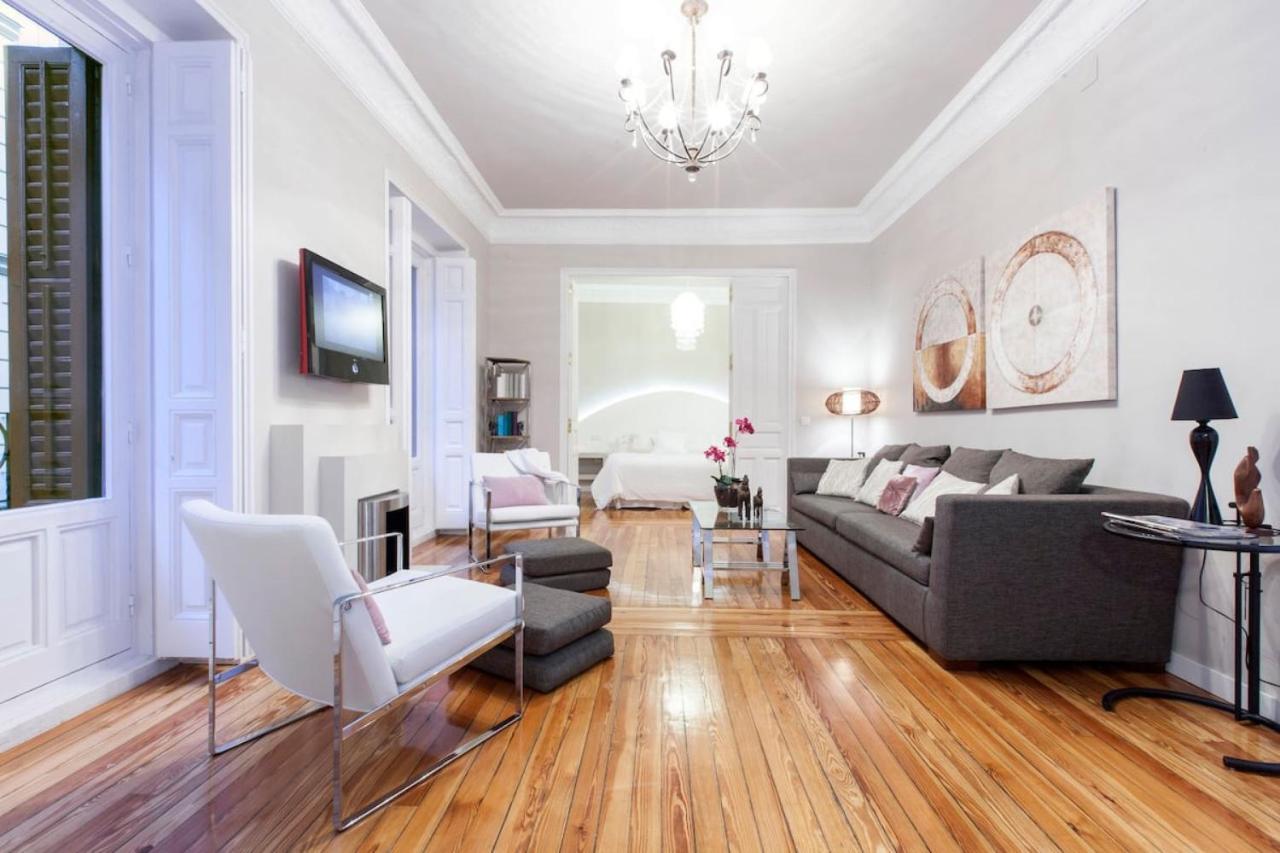 Charming Gran Vía Luna Apartamento *