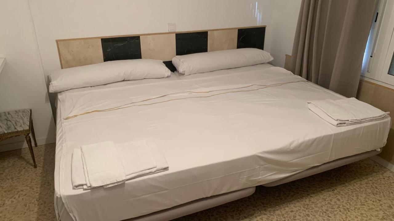 Con Despacho Suites Torr Av América-prosperidad Apartamento *