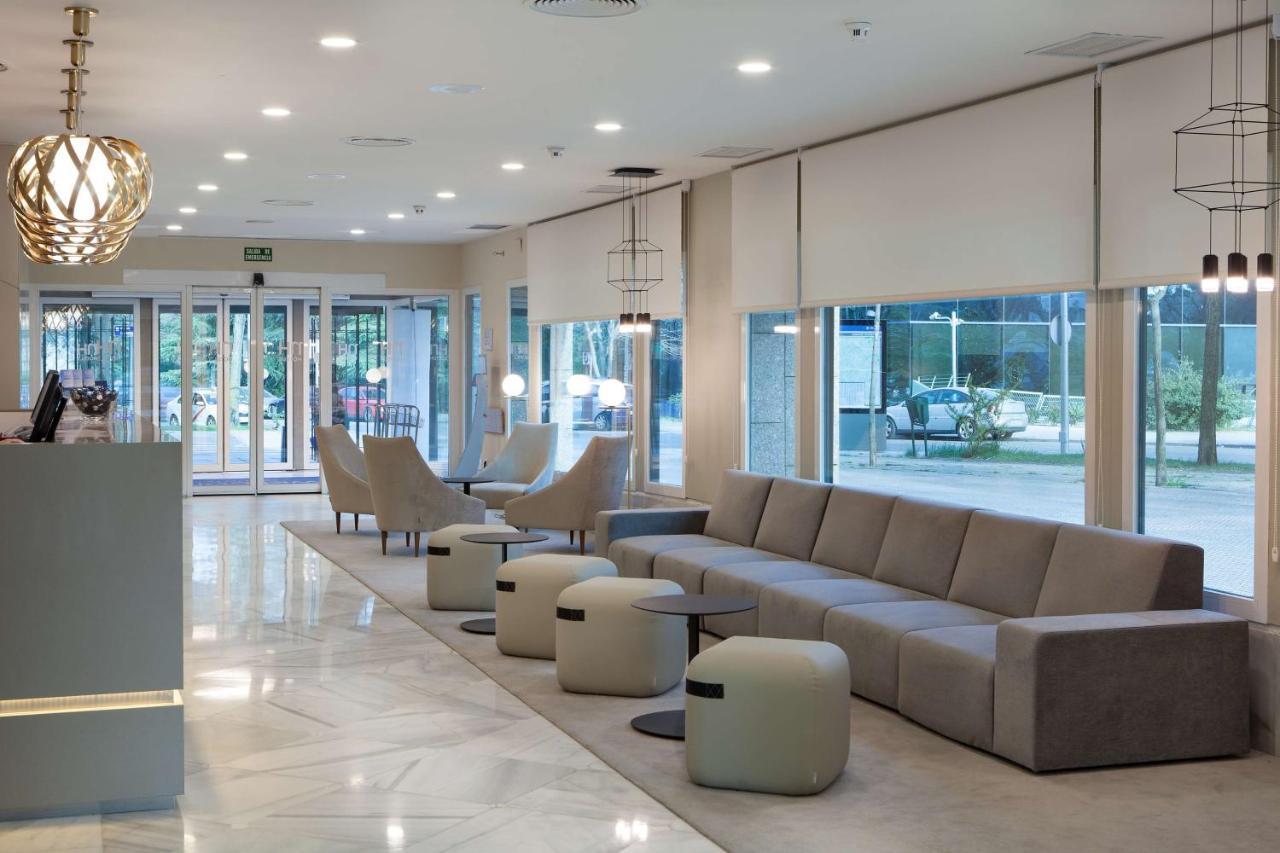 Hotel Nh Barajas Airport 3*