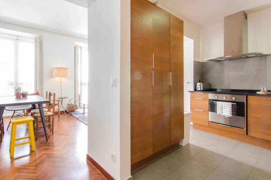Apartment Malasana Beautiful Design 2bed 2bath Madrid
