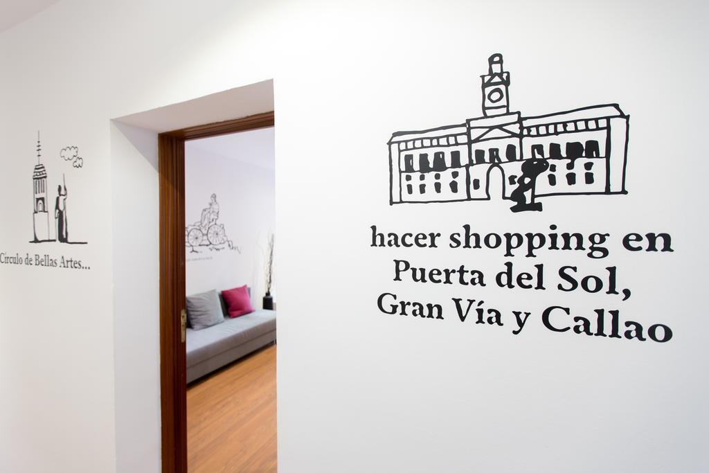 Book In Madrid- Puerta Del Sol *