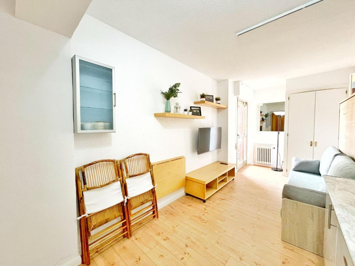 Nuevo/acogedor Estudio En Prosperidad, Terraza,a/c Apartamento *