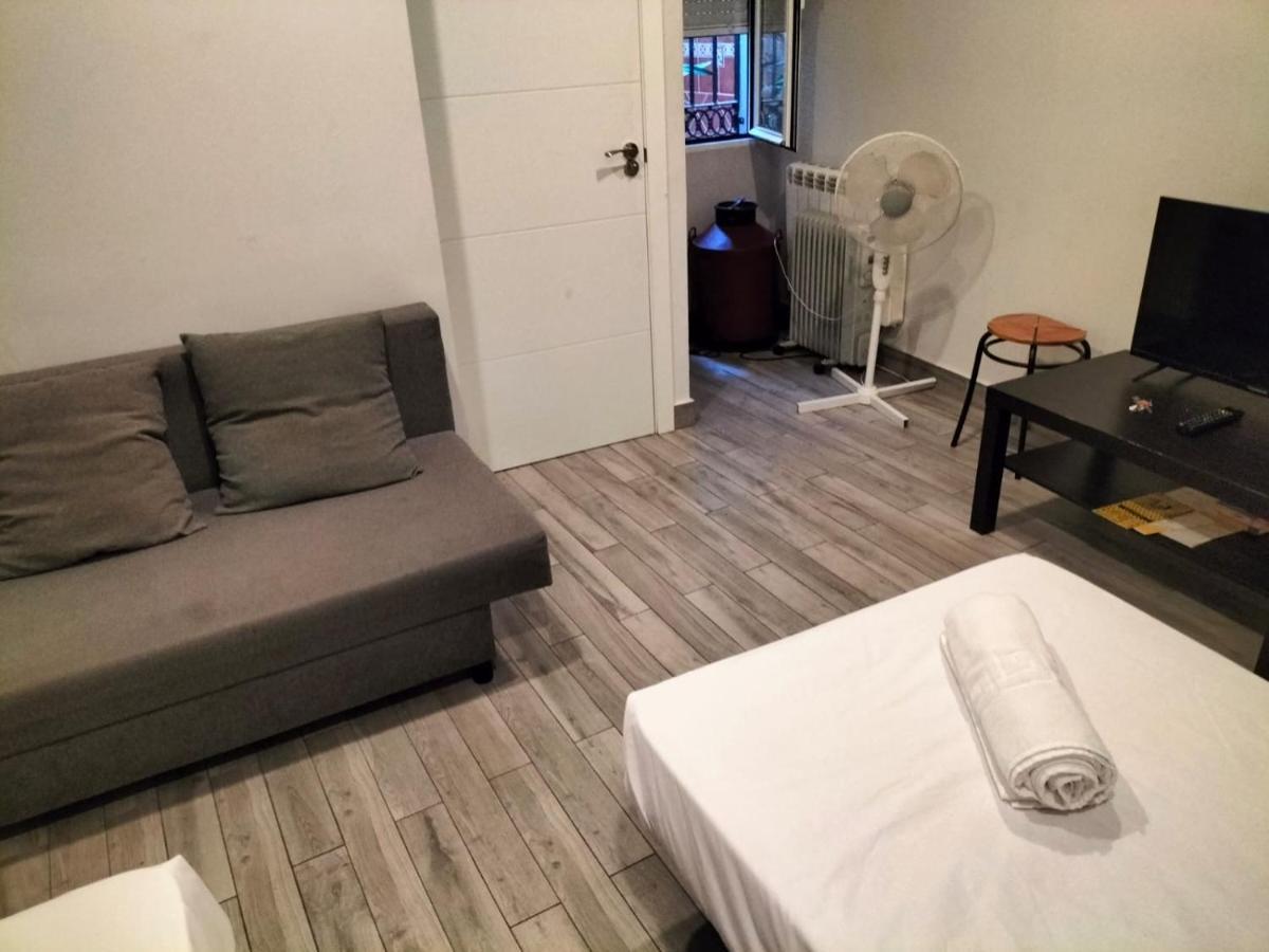 Pensión Nda Rooms *