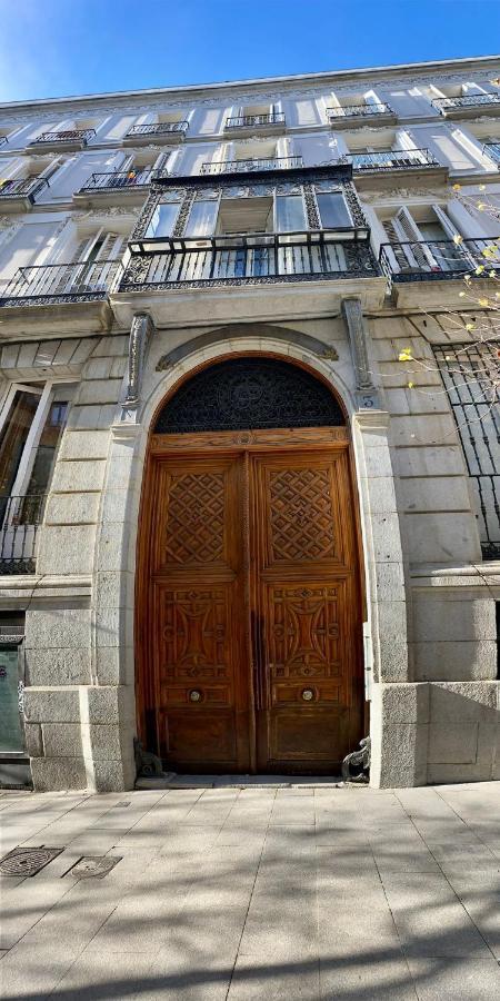 Opera Roost Madrid