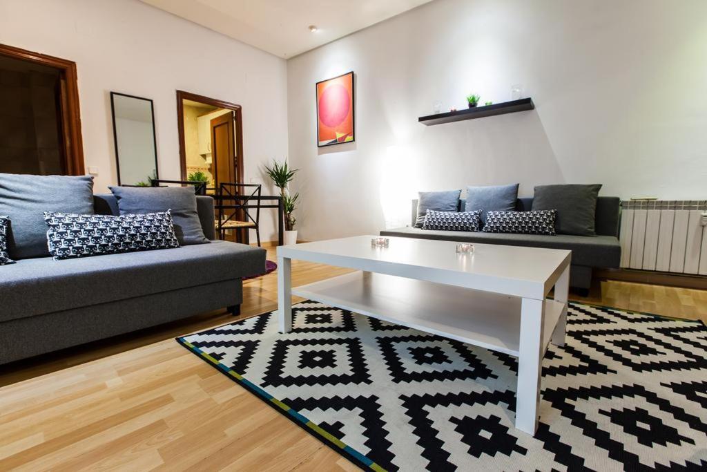 Apartamento Letras I *