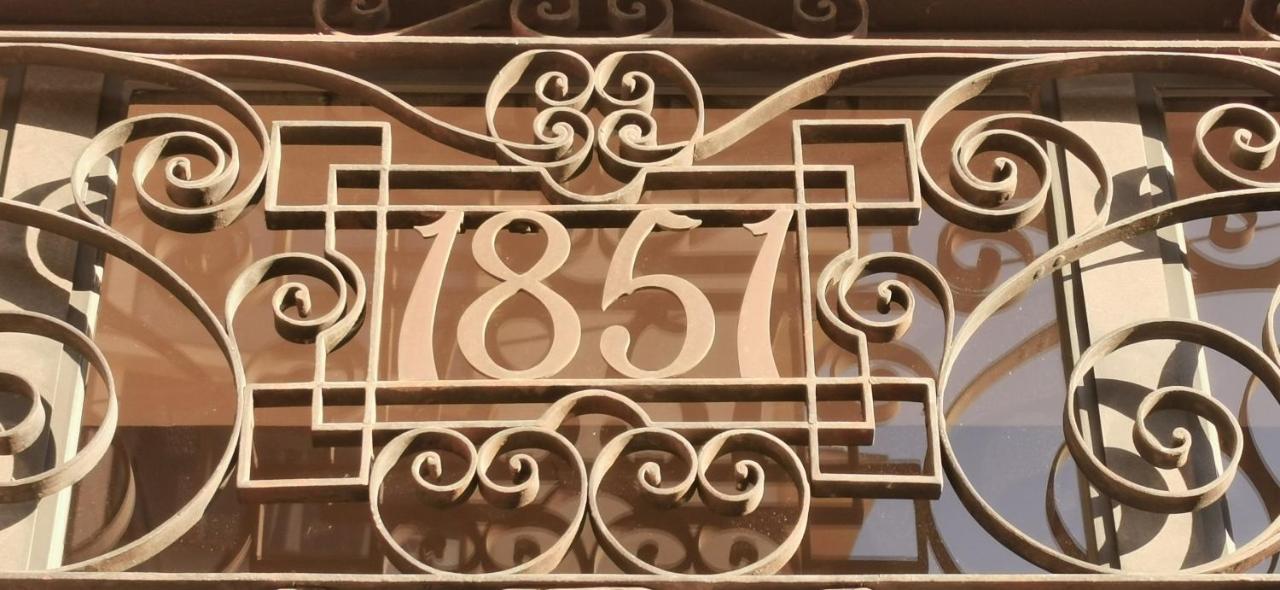 Apartamento 1851: Exceptional 19th Century In Madrid