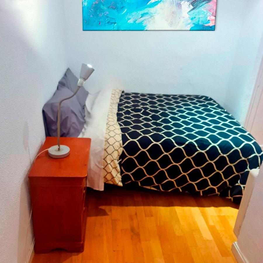 Gran Via Valverde & Parking Bed and breakfast