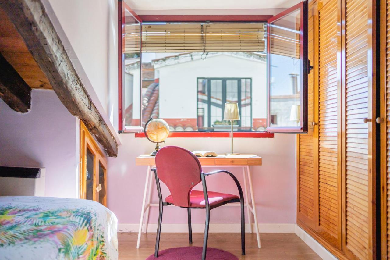 Apartamento For Cozy Attic Private Terrace In Ech5 *