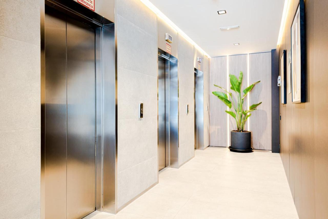 Unique And Sophisticated Design Homes In Financial Centre Apartamento Madrid