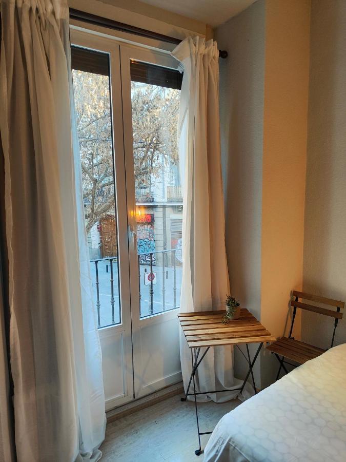 Corredera Rooms, No Llegadas Despues De 21h Madrid